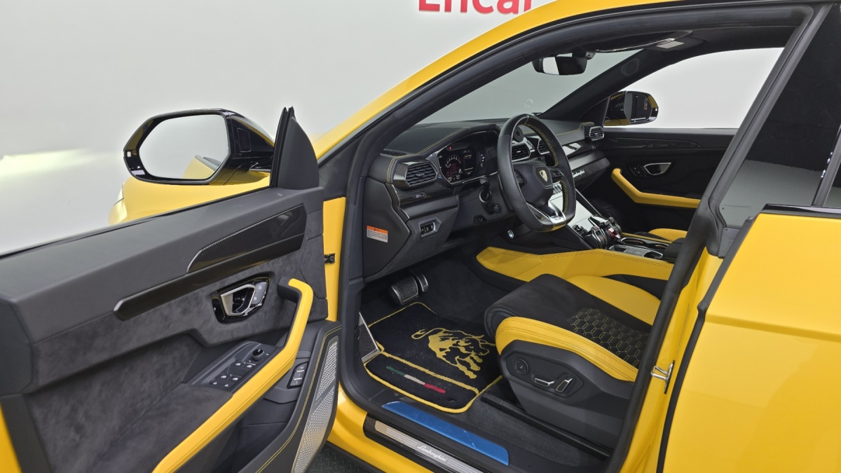 Lamborghini Urus, 2022 — фото 9 из 12