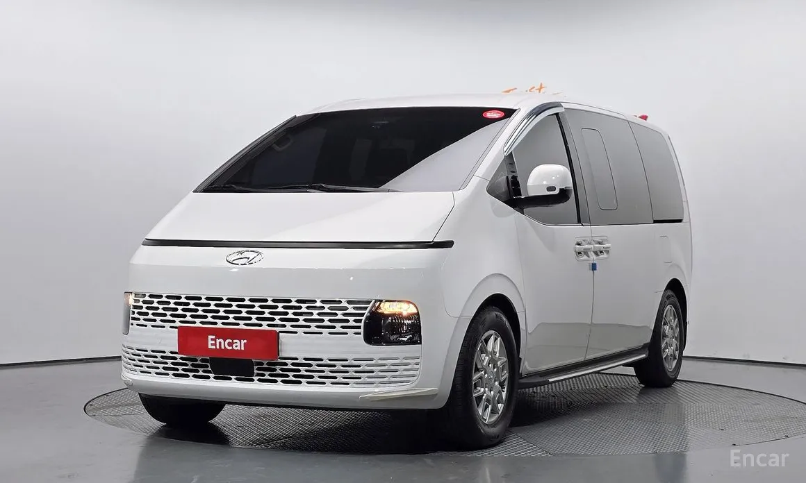 Hyundai Staria, 2022 — купить в Липецке под ключ
