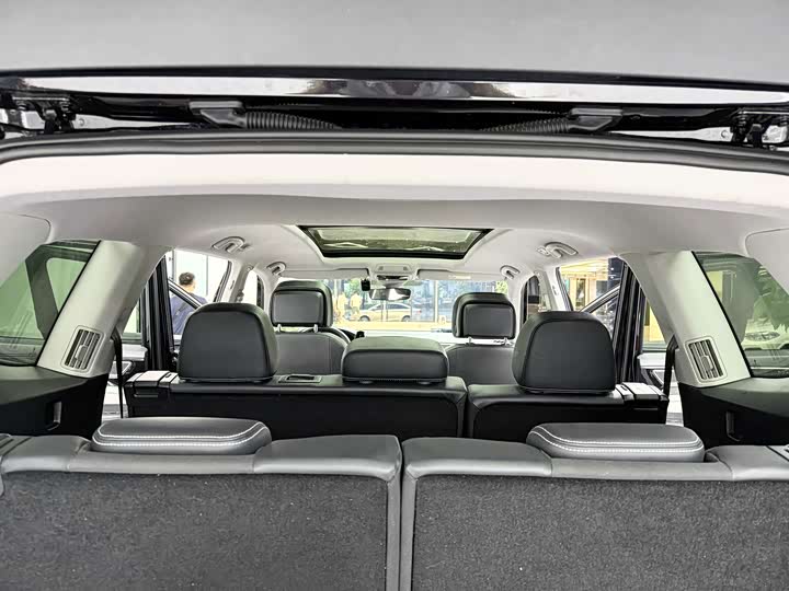 Volkswagen Teramont Pro, 2024 — фото 9 из 9
