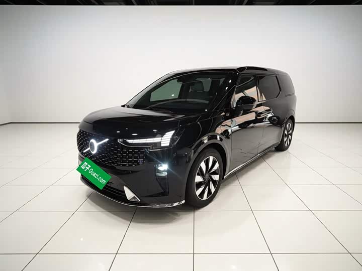 Volvo EM90, 2023 — купить в Ульяновске под ключ