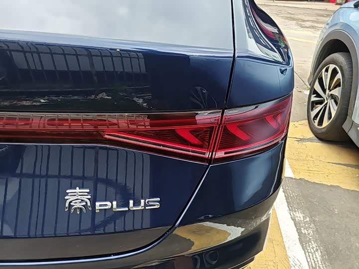 BYD Qin Plus, 2023 — фото 8 из 9