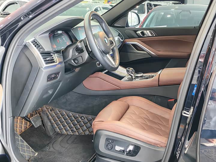 BMW X6, 2023 — фото 3 из 9