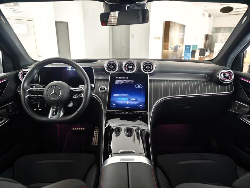 Mercedes-Benz GLC-Class AMG, 2025 — фото 6 из 11