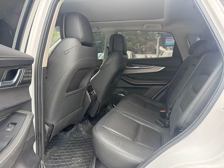 Exeed LX C-DM Hybrid, 2022 — фото 8 из 9