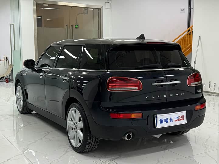 Mini Clubman, 2023 — фото 4 из 9