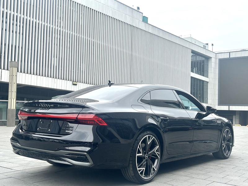 Audi A7L, 2024 — фото 6 из 12