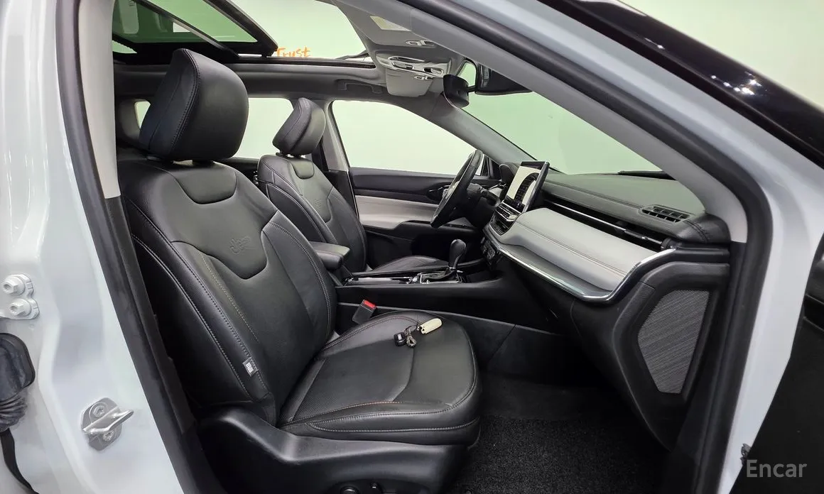 Jeep Compass, 2022 — фото 10 из 12
