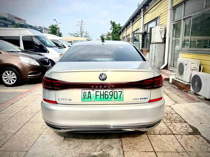 Volkswagen Passat Hybrid, 2022 — фото 6 из 9