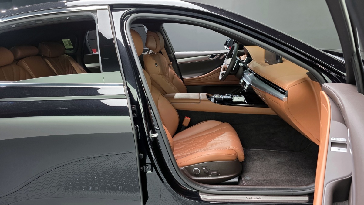 Genesis G80, 2023 — фото 11 из 12