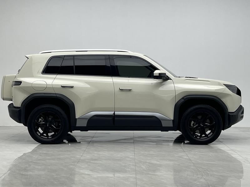 BYD FangChengBao Titanium 3 (Tai 3), 2025 — фото 8 из 12