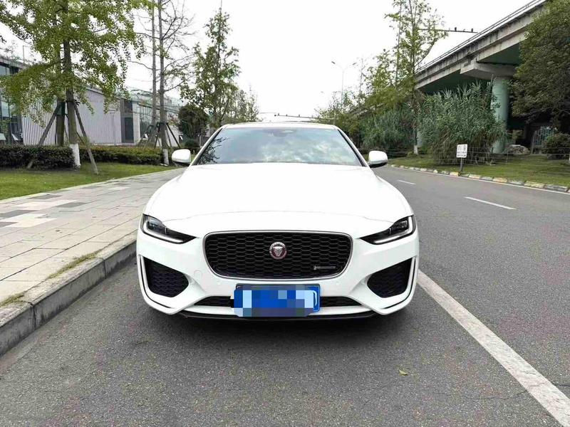 Jaguar XE L, 2022 — фото 2 из 10