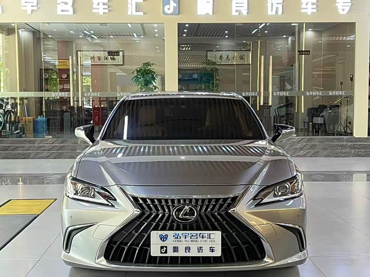 Lexus ES, 2023 — купить в Смоленске под ключ