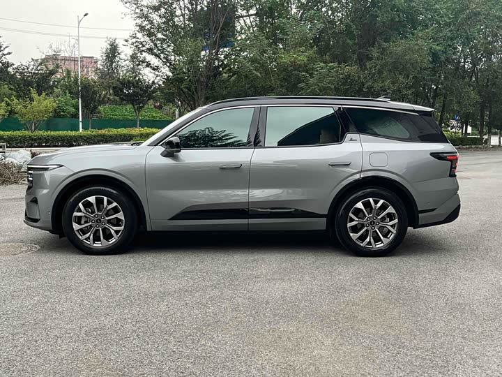 Ford Edge, 2023 — фото 3 из 12