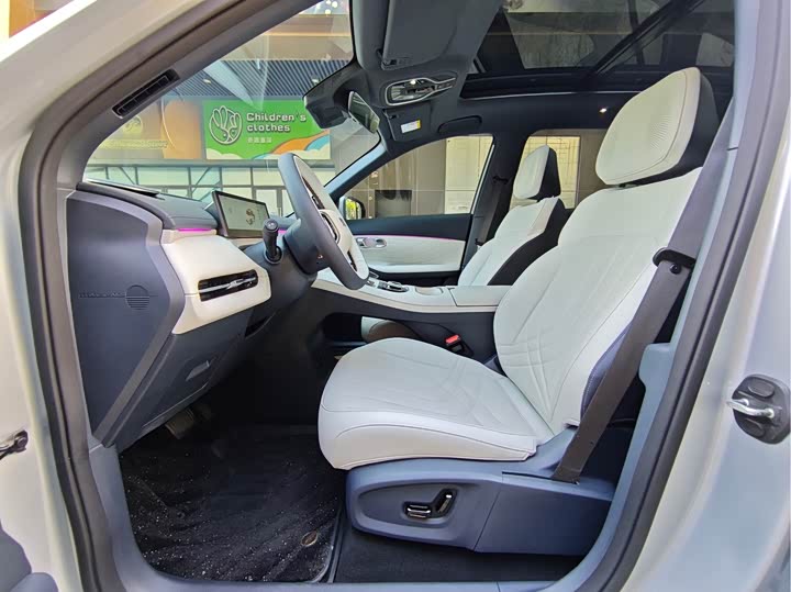 Geely Galaxy Starship 7, 2025 — фото 6 из 9