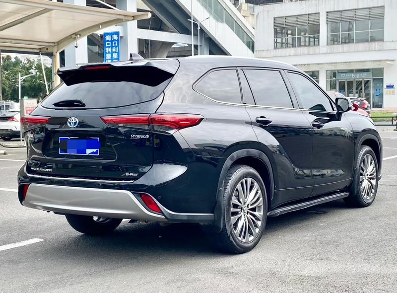 Toyota Highlander, 2022 — фото 6 из 9