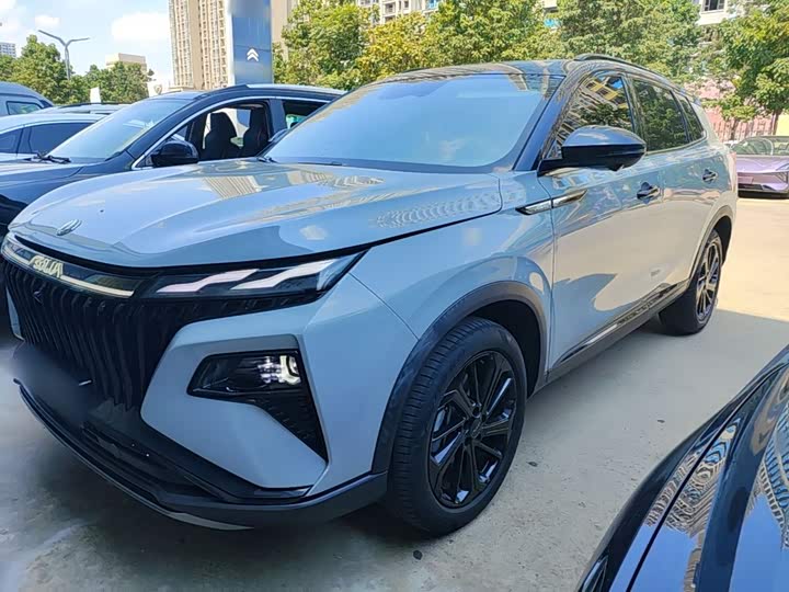 Dongfeng Aeolus Huge, 2023 — купить в Нижнем Новгороде под ключ