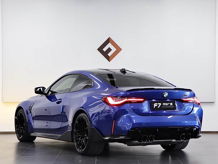 BMW M4, 2022 — фото 4 из 9