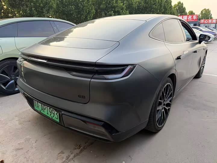 Geely Galaxy E8, 2024 — фото 7 из 9