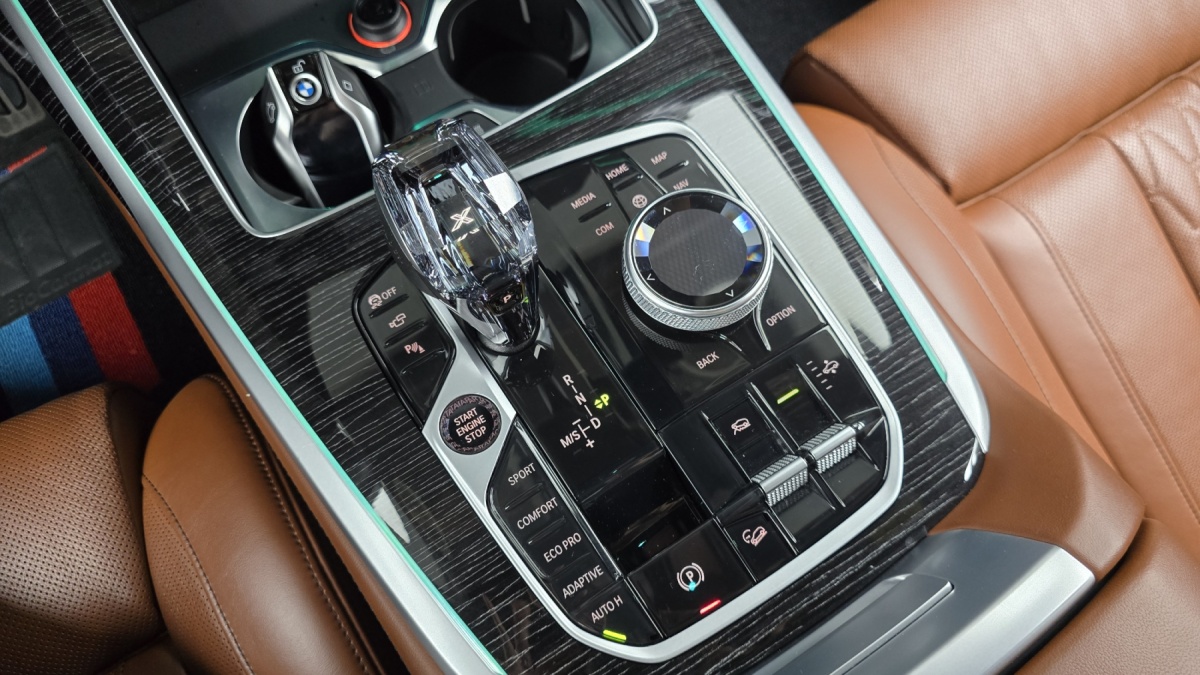BMW X7, 2022 — фото 8 из 12