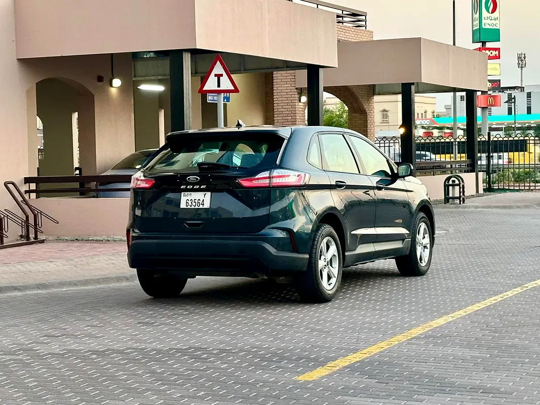 Ford Edge, 2022 — фото 4 из 10