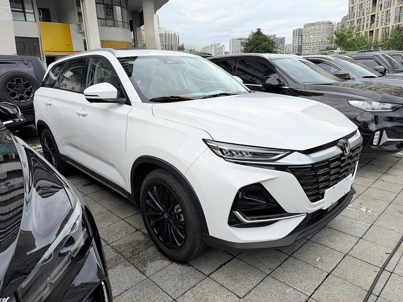 Changan CS75, 2025 — фото 2 из 12