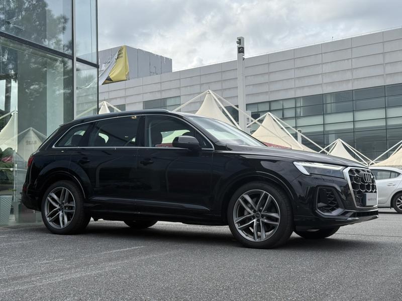 Audi Q7, 2025 — фото 3 из 12