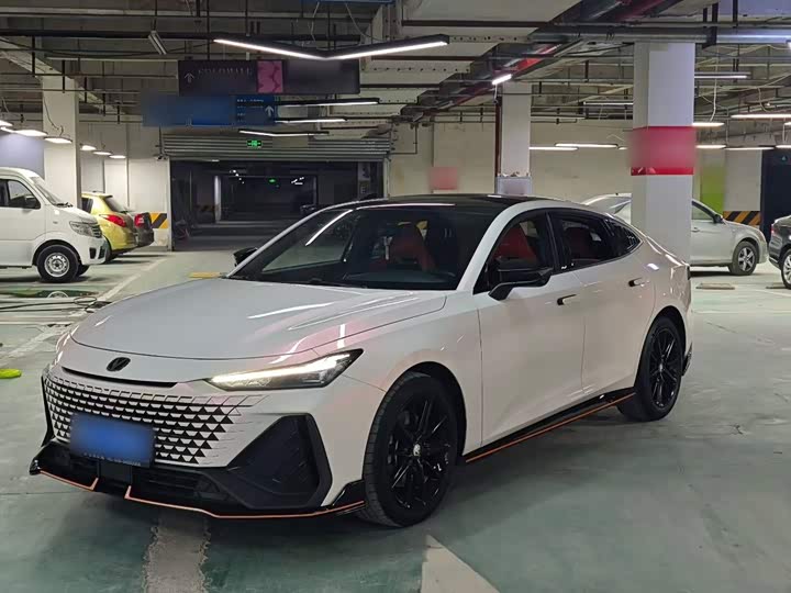 Changan UNI-V, 2023 — купить в Кирове под ключ