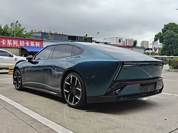XPeng P7, 2025 — фото 7 из 9