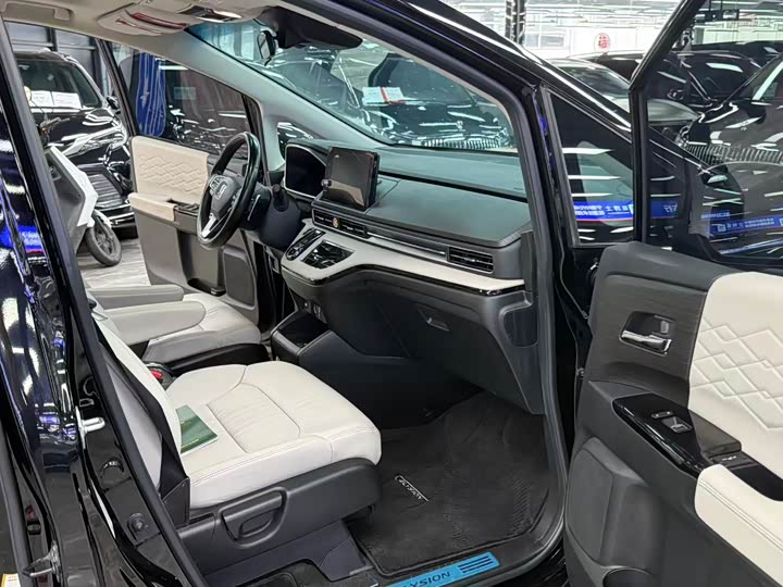 Honda Elysion, 2024 — фото 7 из 9