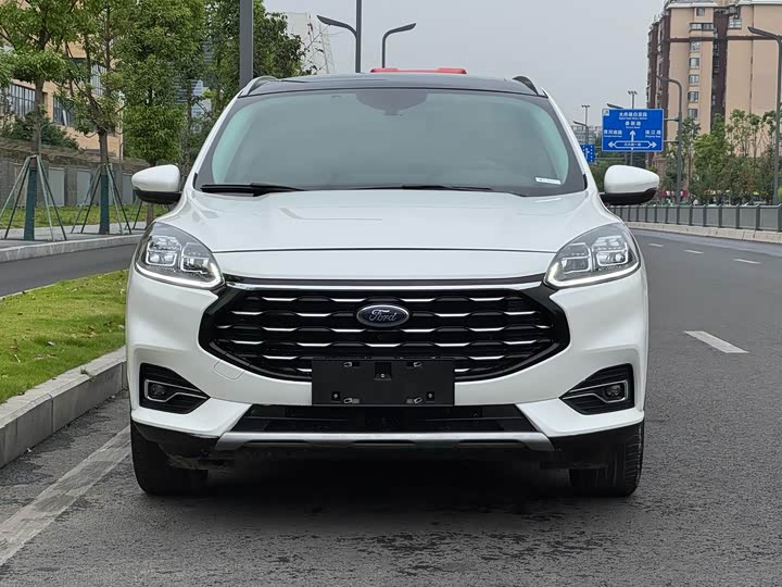 Ford Escape, 2021 — фото 2 из 9