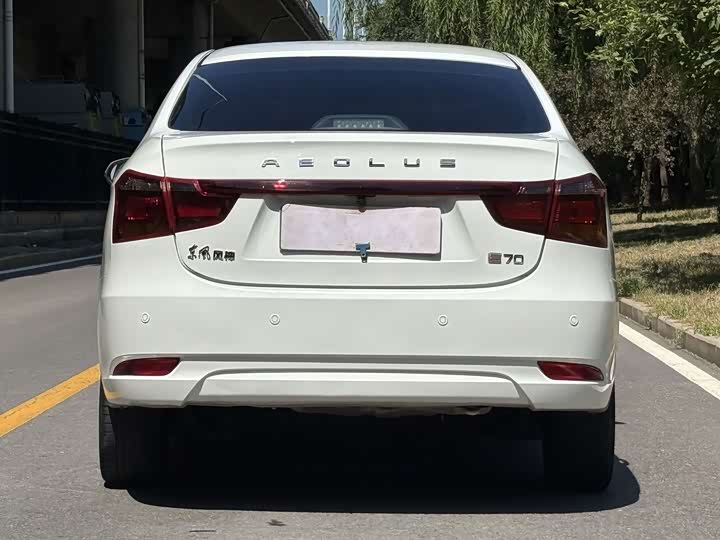Dongfeng Aeolus E70, 2022 — фото 5 из 9