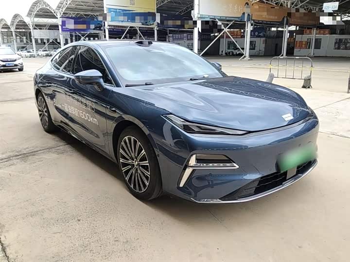 Geely Galaxy Starshine 8 EM-i, 2025 — фото 4 из 9