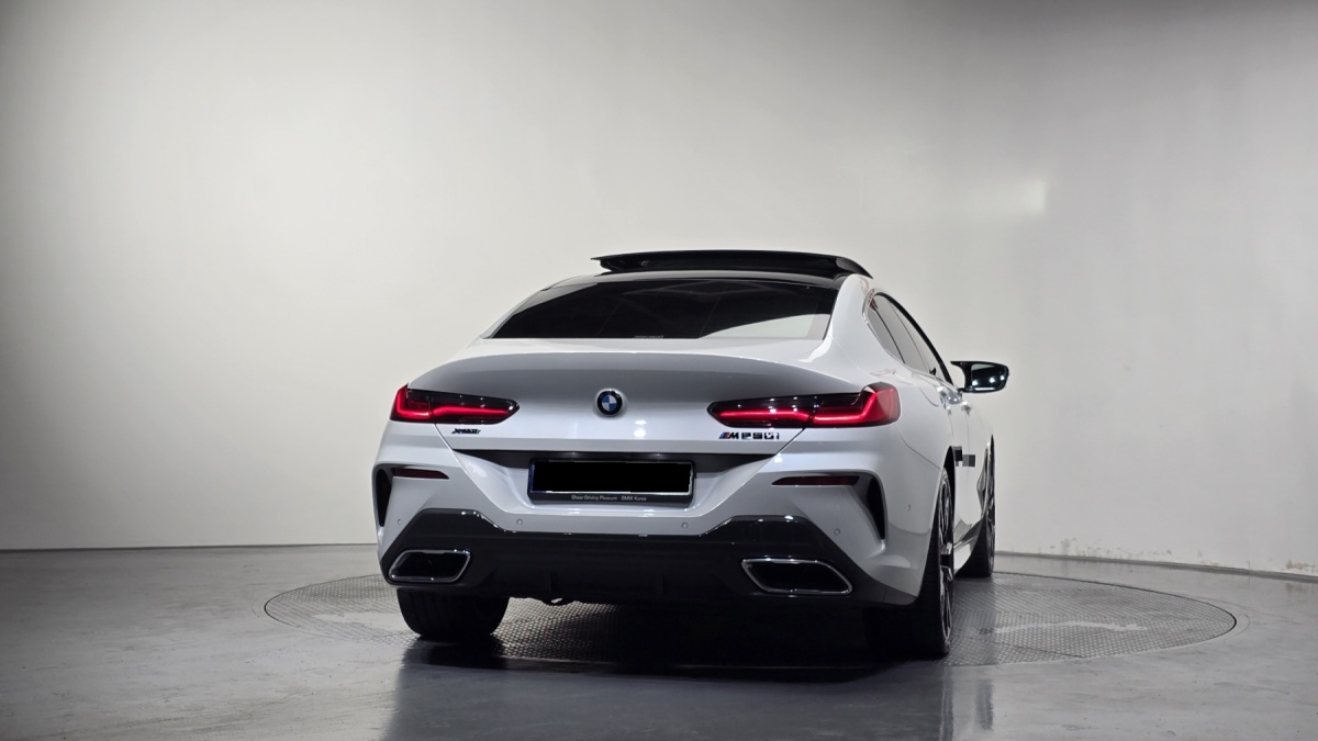 BMW 8 Series, 2023 — фото 4 из 12