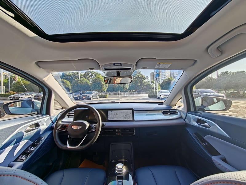 Geely Geometry E Firefly, 2023 — фото 8 из 12