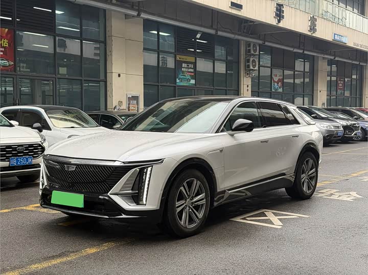 Cadillac Lyriq, 2023 — купить в Перми под ключ
