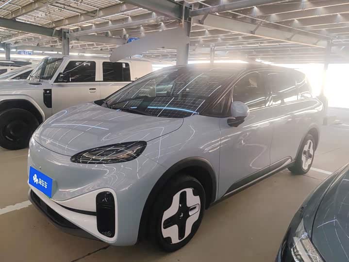 BAIC Arcfox Kaola, 2024 — купить в Санкт-Петербурге под ключ