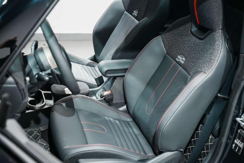 Mini Mini JCW, 2025 — фото 11 из 12