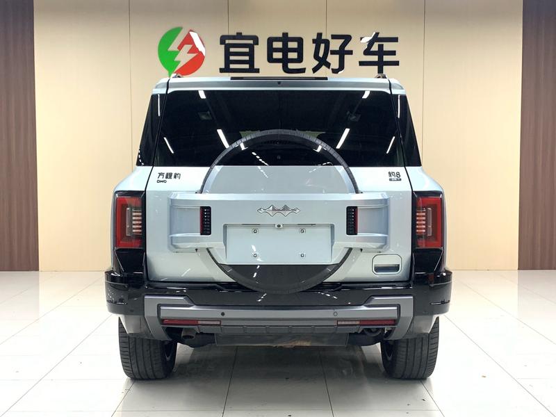 BYD FangChengBao Leopard 8, 2024 — фото 4 из 12