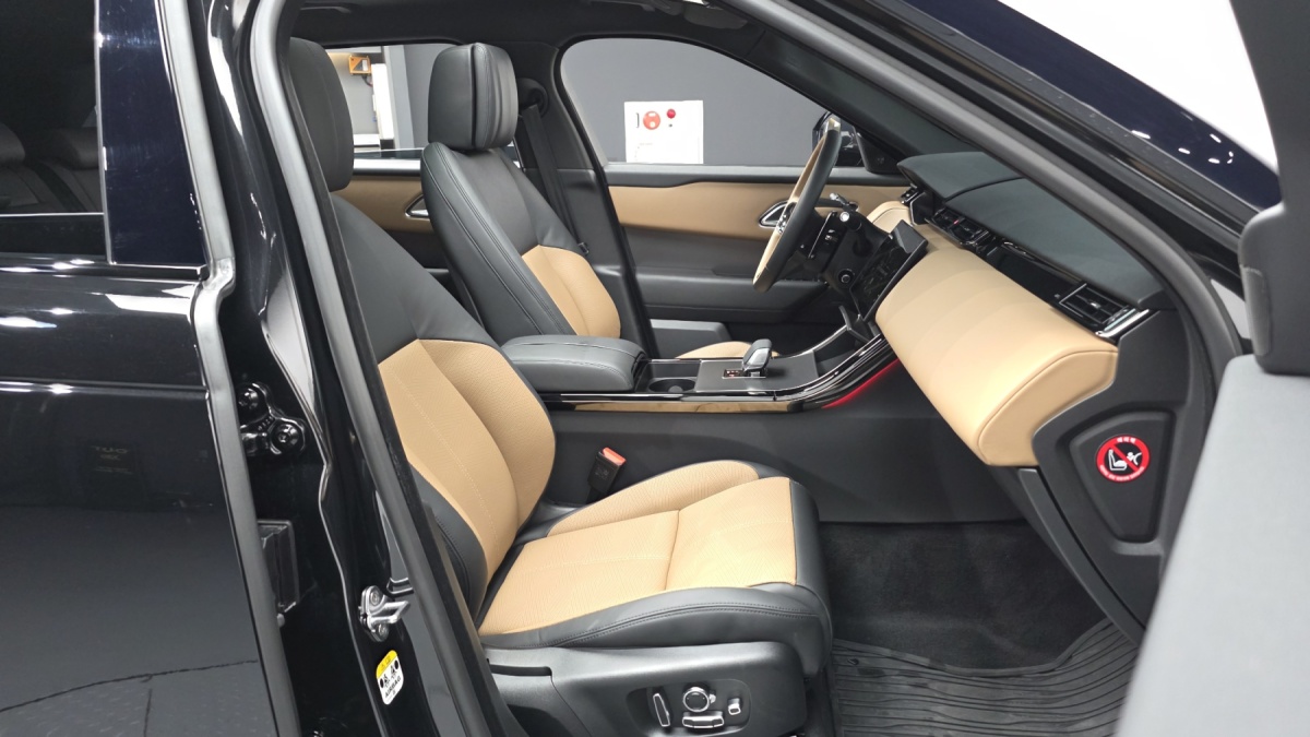 Land Rover Range Rover Velar, 2025 — фото 10 из 12