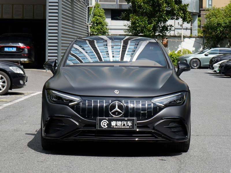Mercedes-Benz EQE AMG, 2024 — фото 2 из 12