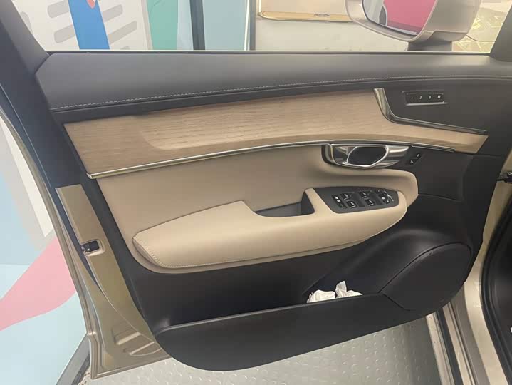 Volvo XC90, 2025 — фото 7 из 9