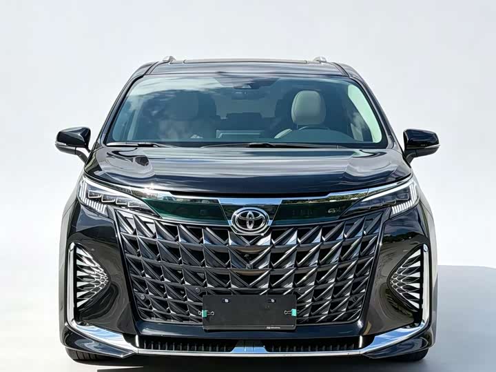 Toyota Sienna, 2025 — фото 2 из 9