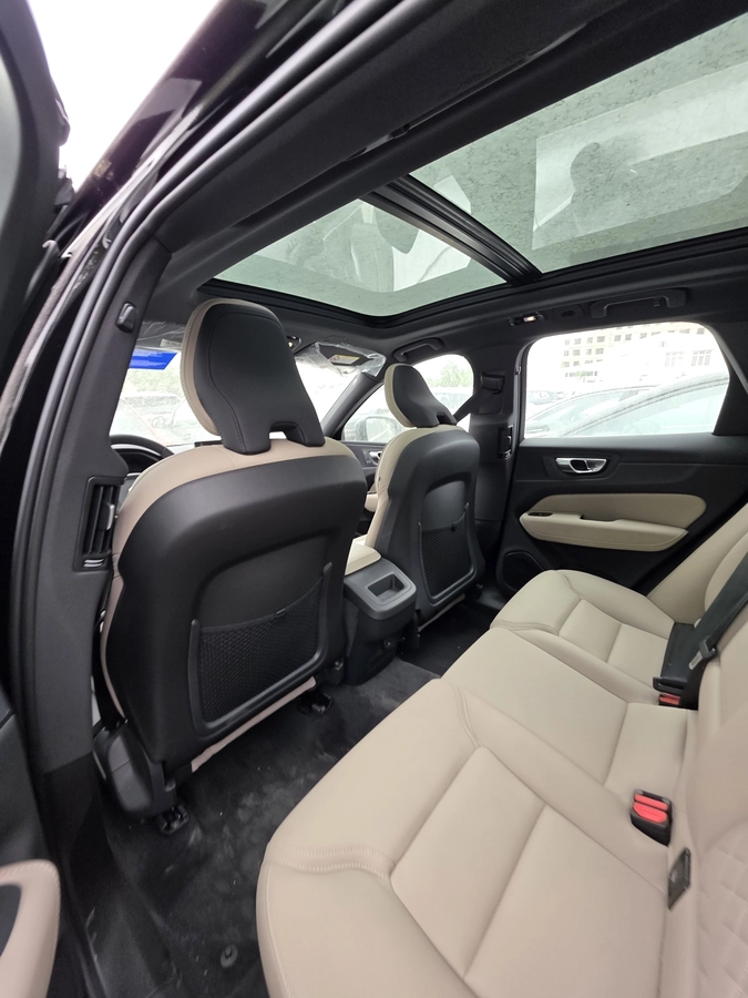 Volvo Xc60, 2025 — фото 8 из 12