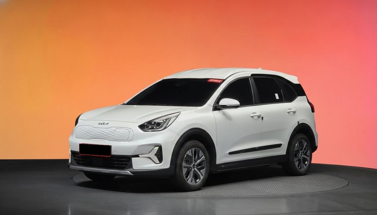 Kia Niro, 2023 — купить в Брянске под ключ