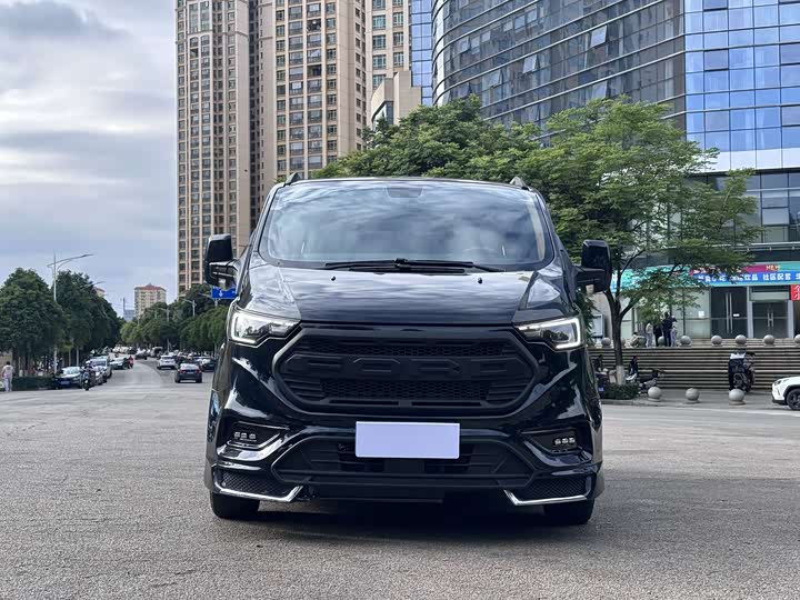 Ford Tourneo, 2023 — фото 2 из 9
