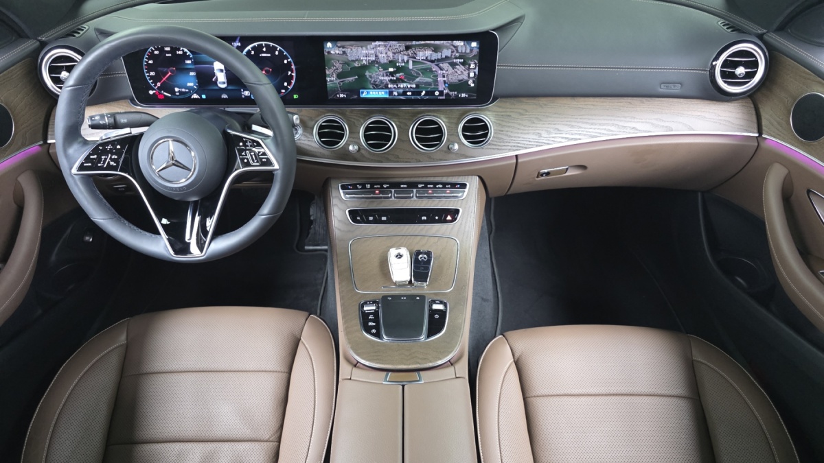 Mercedes-Benz E-Class, 2021 — фото 7 из 12