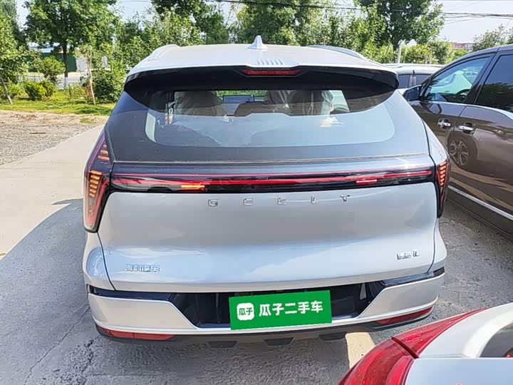 Geely Atlas L, 2026 — фото 4 из 9