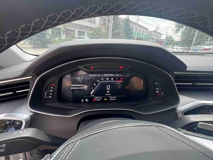 Audi A7L, 2024 — фото 3 из 5