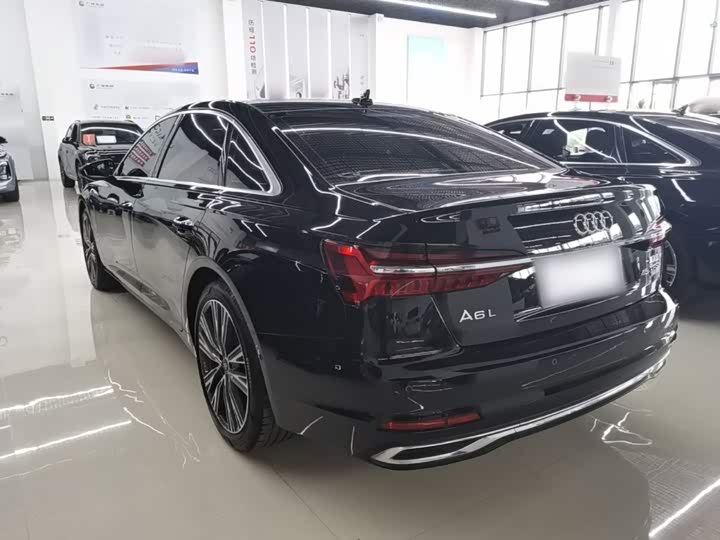 Audi A6L, 2023 — фото 5 из 9