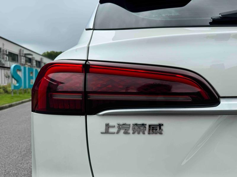 Roewe RX5 Max, 2022 — фото 7 из 12